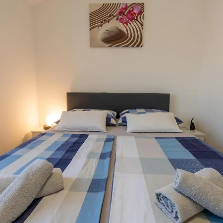 House Adeo With Private Pool,