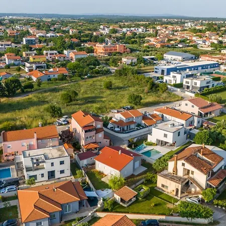 House Adeo With Private Pool,