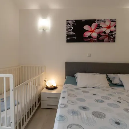 House Adeo With Private Pool,
