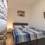 House Adeo With Private Pool, Пула