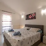 House Adeo With Private Pool, * Пула