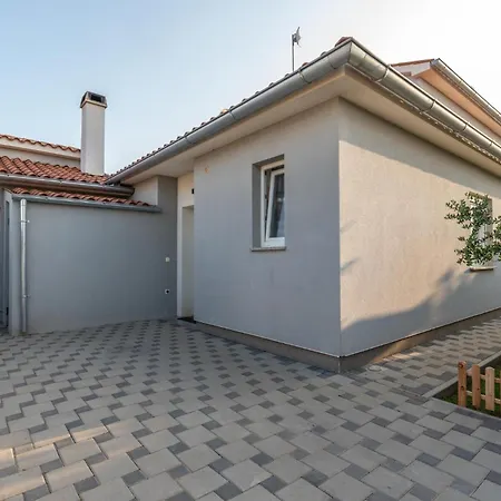 House Adeo With Private Pool, * Пула